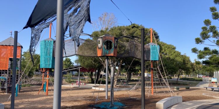 Thornlands play equipment damaged by fire