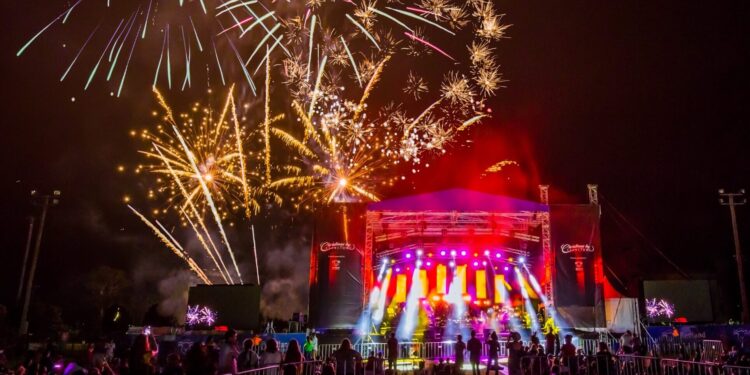 Save the date for a traditional Redlands Coast Christmas