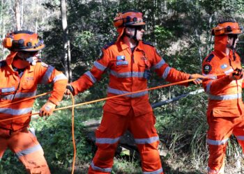 Redland City SES members join cyclone response team in North Queensland
