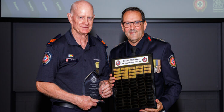 Two Redland City SES Unit volunteers win state awards