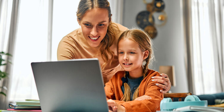 Free forum shares information to keep young people safe online