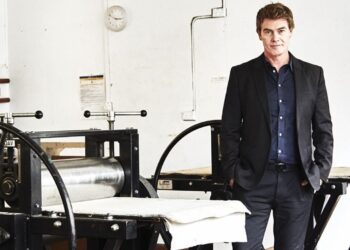 Inaugural gallery director returns as lead judge for Redland Art Awards