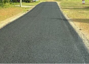 More Macleay Island roads set for a smoother ride