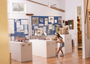 Hop into art and culture adventure on Redlands Coast