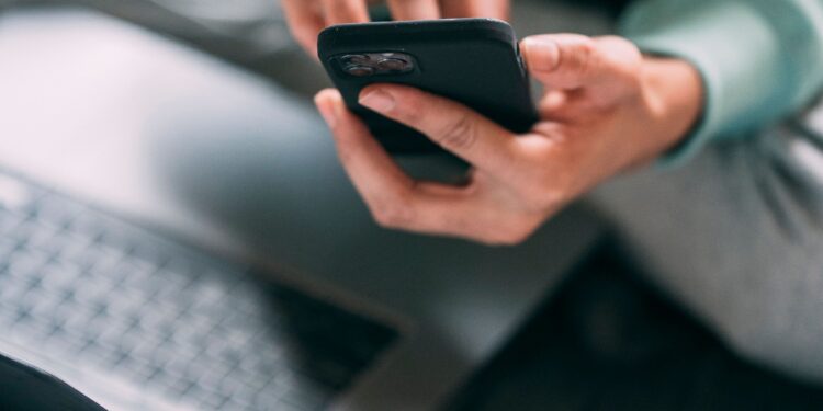 Forum to offer advice for keeping children safe online