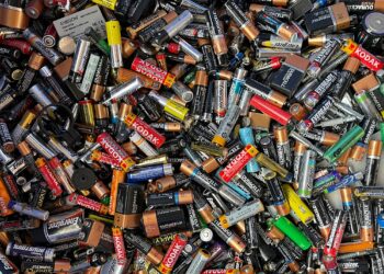 Don’t let hazardous waste end up in your bin